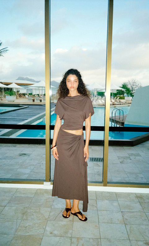 CLEMENTINE BATWING TOP - MILK CHOCOLATE