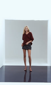 AUDE SKORT - CHARCOAL/RED PINS