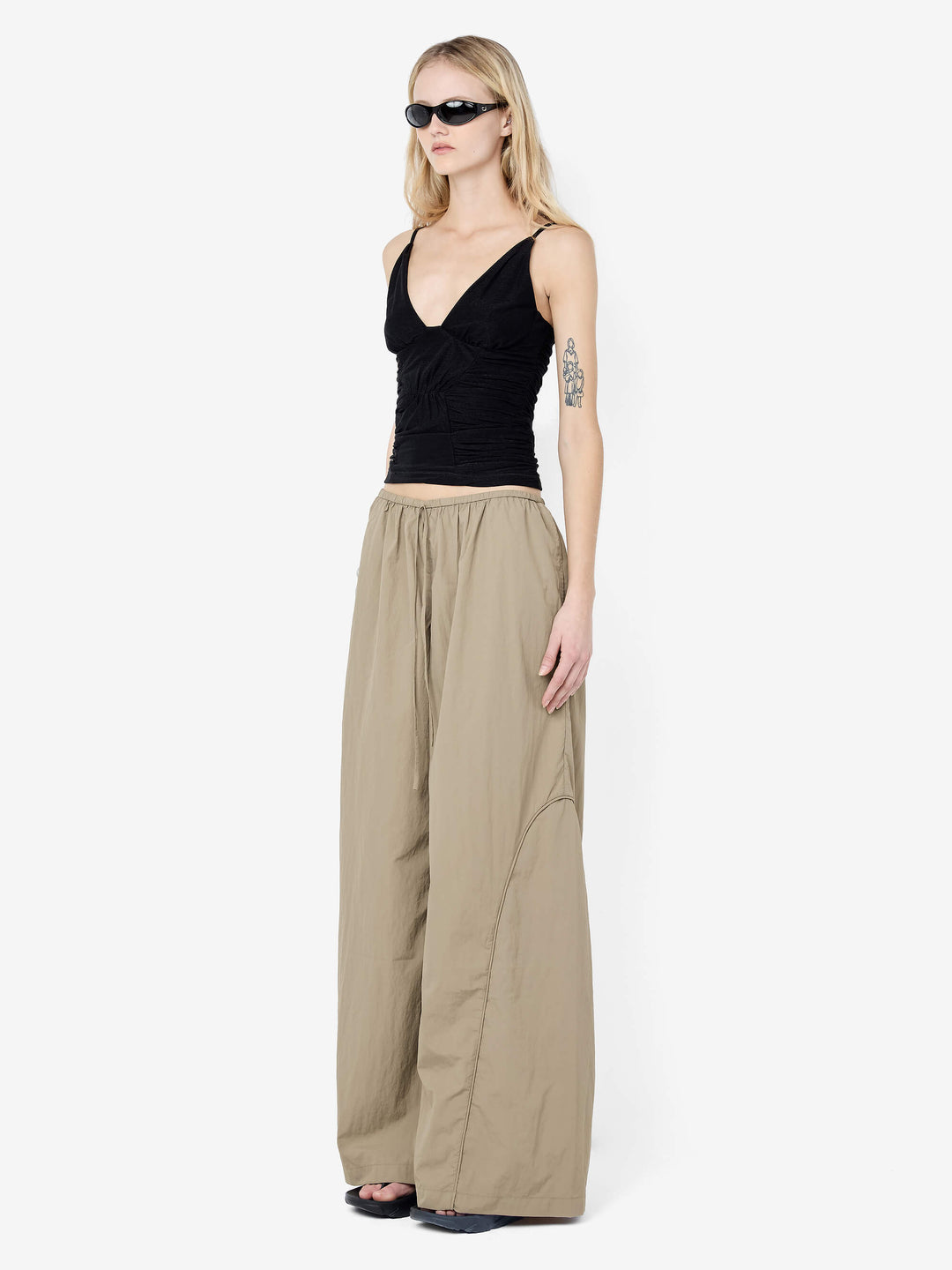 AIRLIE TOP - BLACK