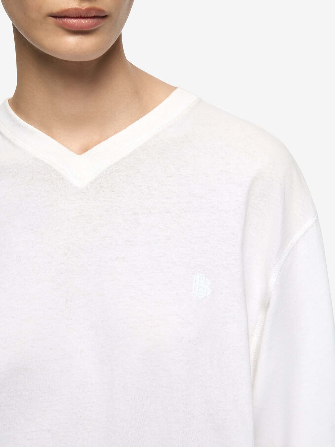 COLE V NECK TEE - IVORY