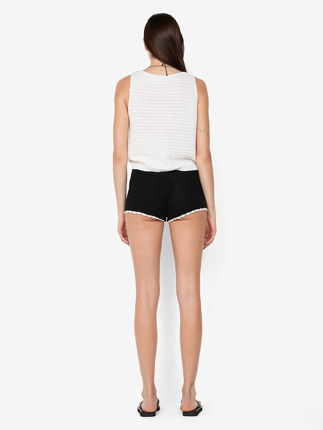 RAVYN SHORT - BLACK/WHITE
