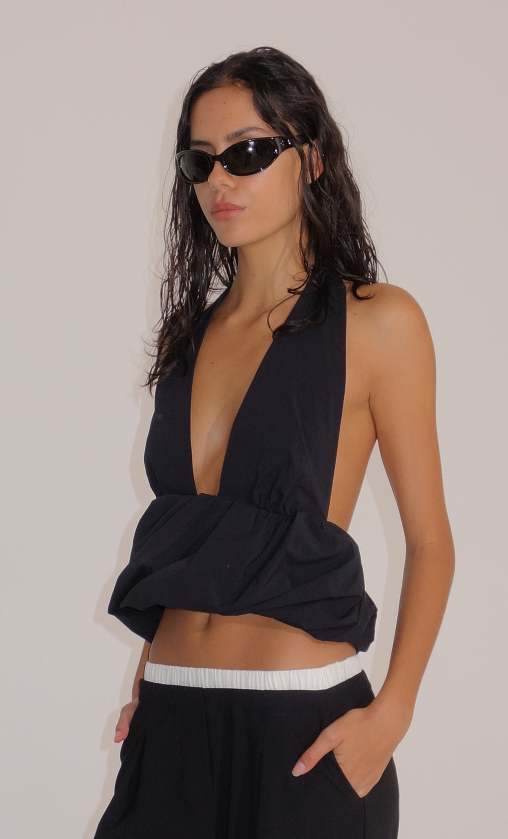 トップス Pictorial Strap Top Black Amina Top | ÉTERNE | elysewalker