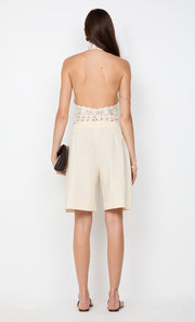 ASTRID BERMUDA SHORT - ECRU