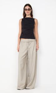 ALLIRA TIE TOP - BLACK