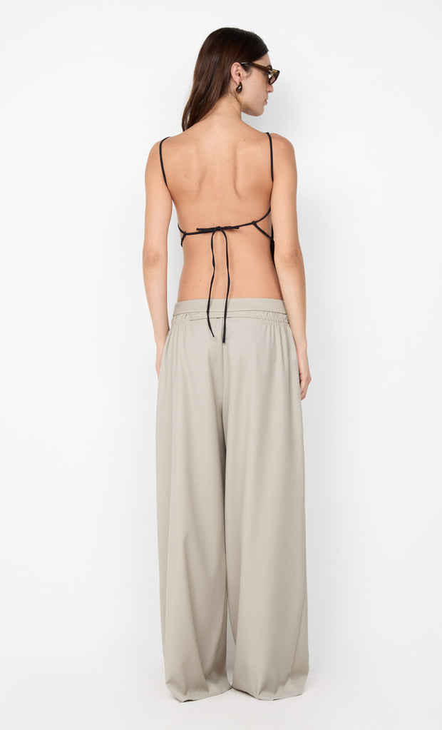 ALLIRA TIE TOP - BLACK