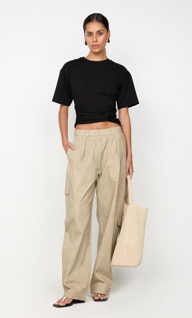 CYPRUS TWIST TEE - BLACK