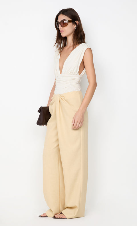 CLEMENTINE GATHERED TOP - VANILLA