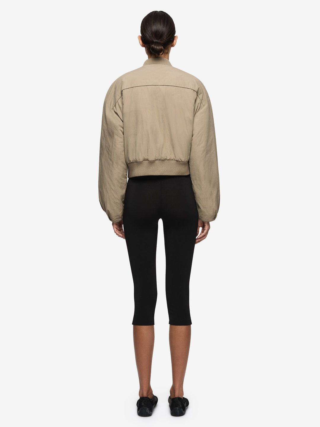 AUDREY CAPRI PANT - BLACK