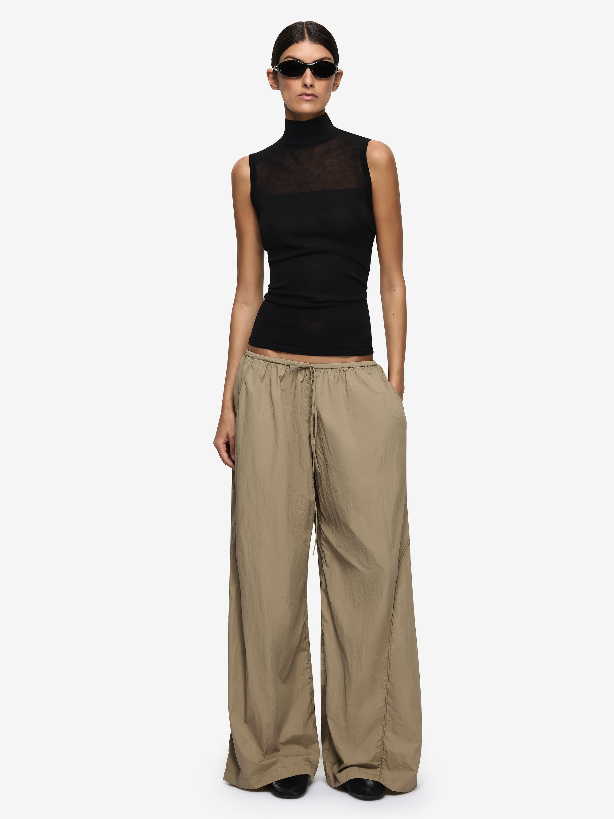 MELROSE SLEEVELESS SKIVVY