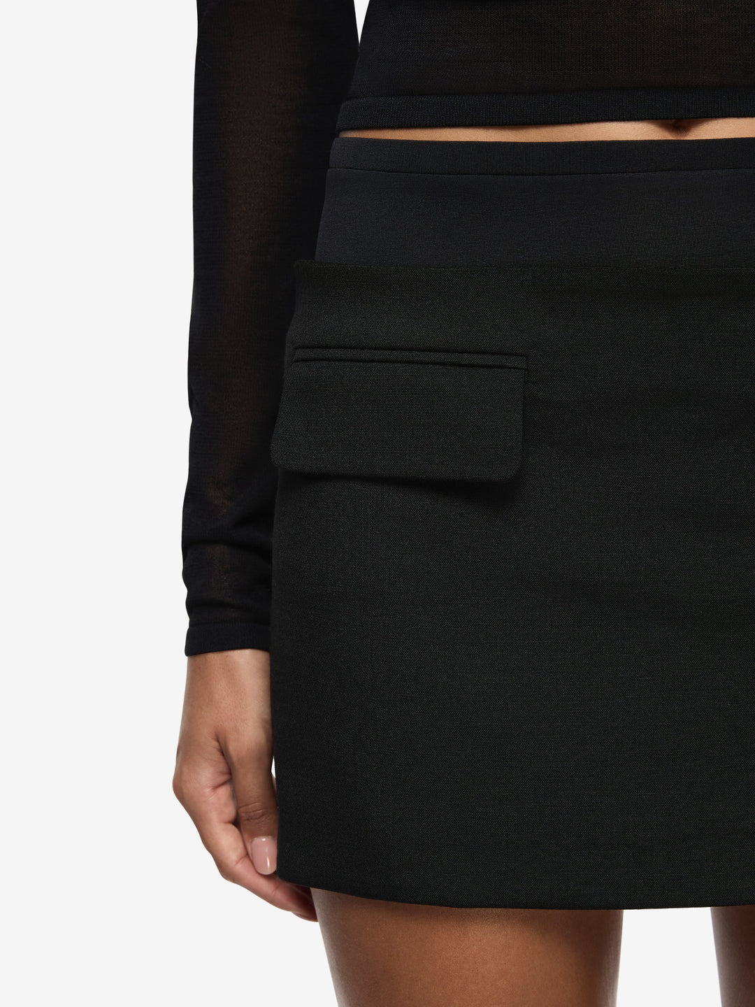 MIRREN CONTRAST MINI SKIRT - BLACK