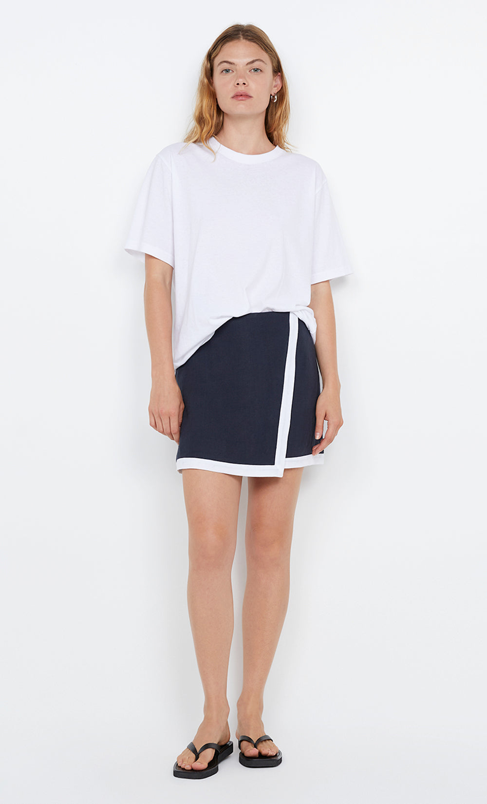 ELYCE MINI SKIRT - INK/WHITE