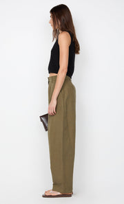 RAVYN V NECK VEST - BLACK